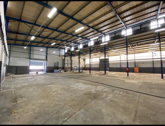 6,000M² WAREHOUSE TO LET IN NEW GERMANY